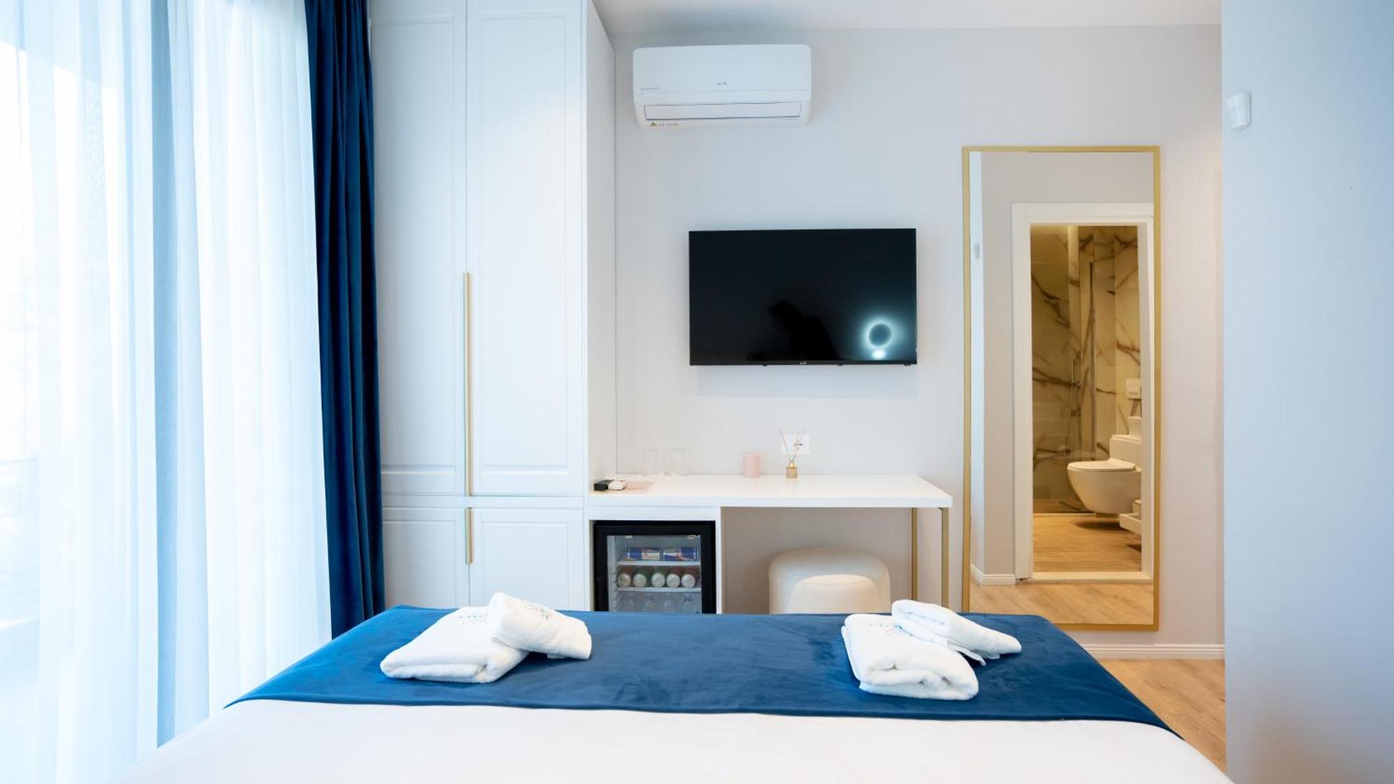 Sea Queen Luxury Hotel Radhimë エクステリア 写真