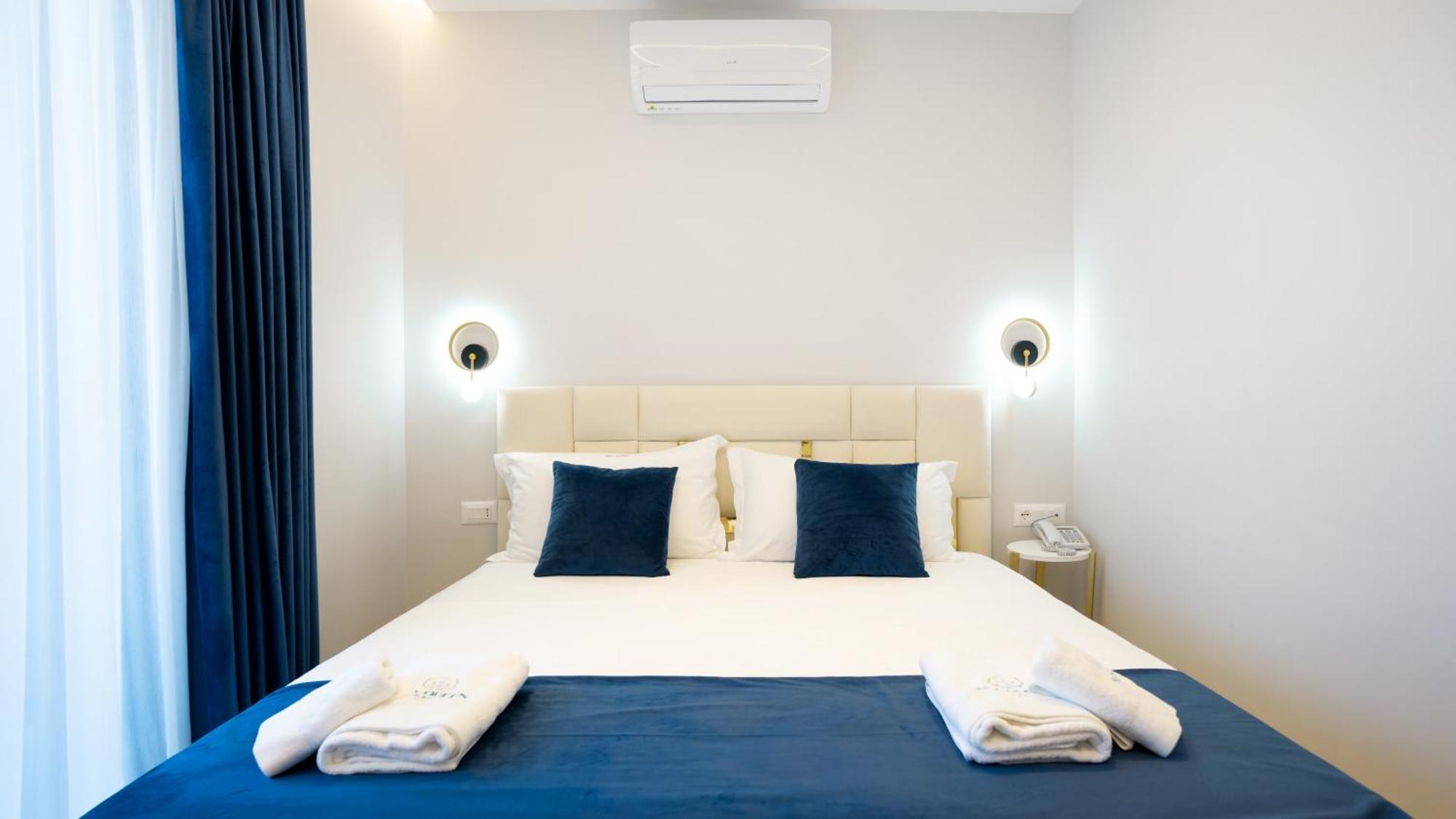 Sea Queen Luxury Hotel Radhimë エクステリア 写真