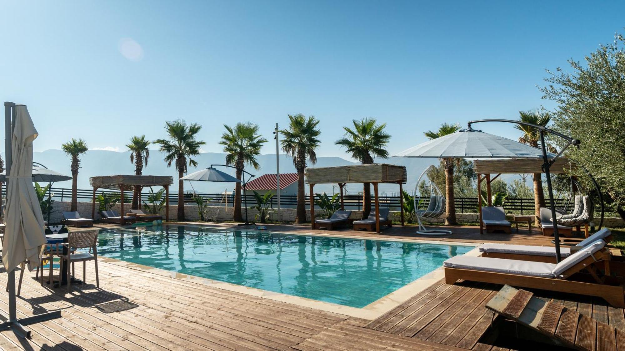 Sea Queen Luxury Hotel Radhimë エクステリア 写真