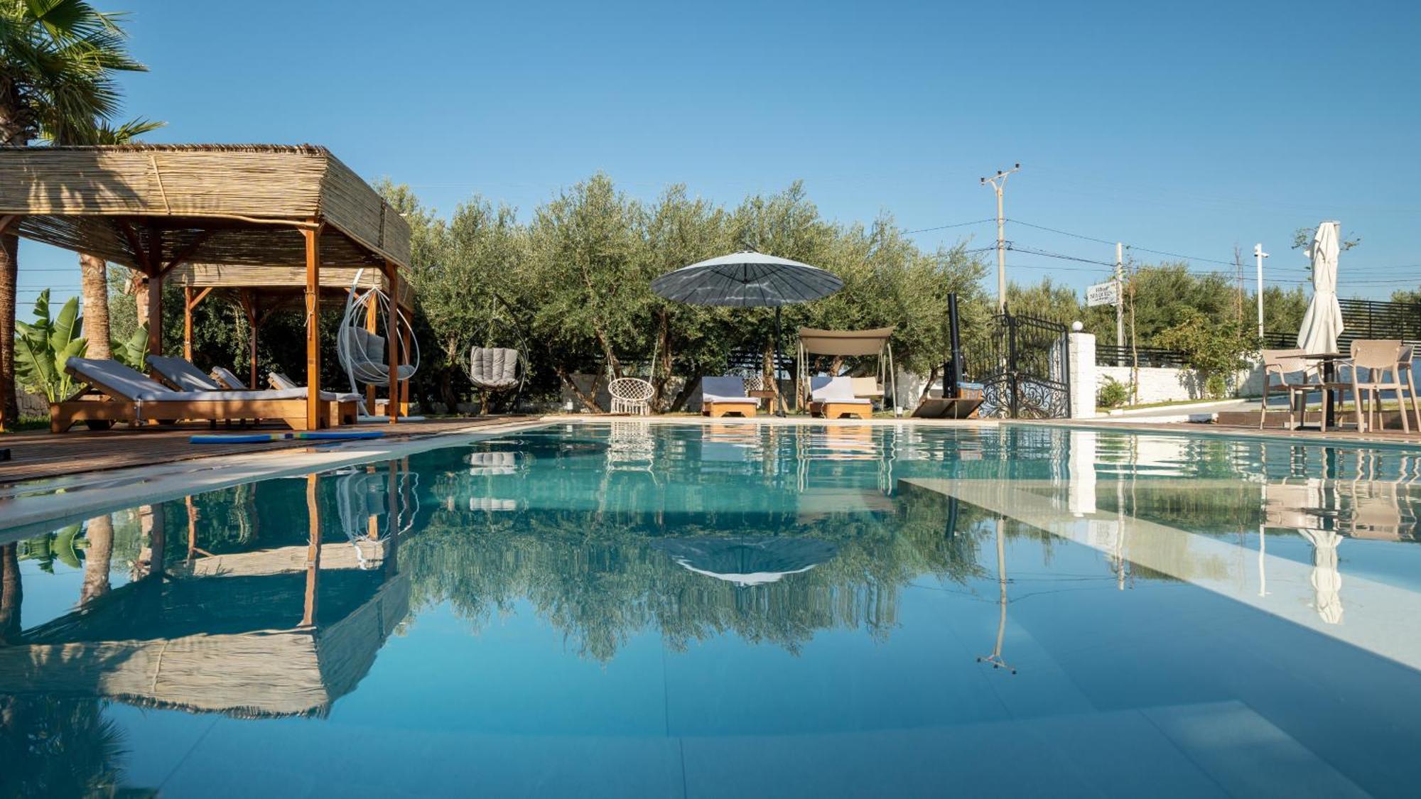 Sea Queen Luxury Hotel Radhimë エクステリア 写真