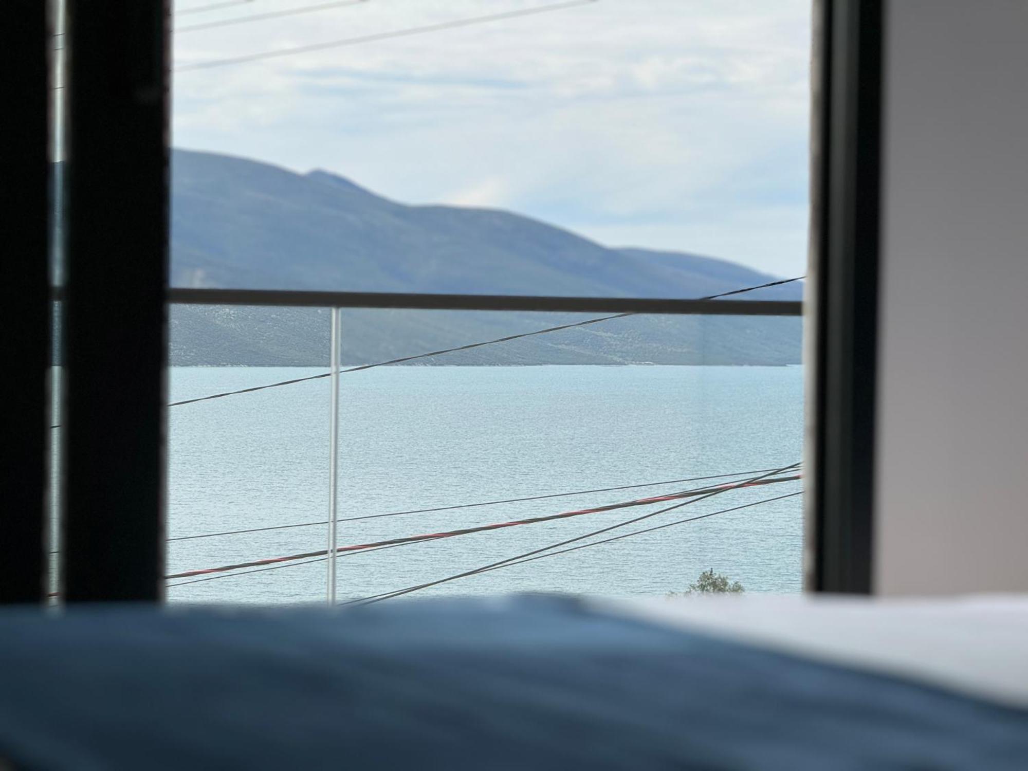 Sea Queen Luxury Hotel Radhimë エクステリア 写真